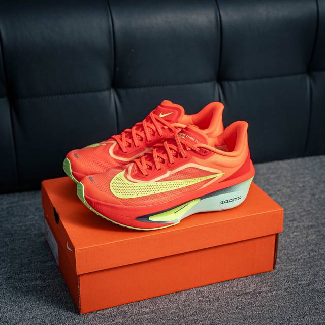 核心私 Nike Zoom Fly 6 马拉松超轻跑鞋 货号：Fn8454 601 尺码：36 36.5 37.5 38 38.5 39 40 40.5 41
