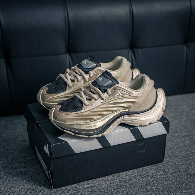 核心私 Adidas Xlg Mtw系列 舒适防滑透气 低帮 阿迪 休闲跑步鞋 货号：Jr6393 尺码：36 36.5 37 38 38.5 39 40 40