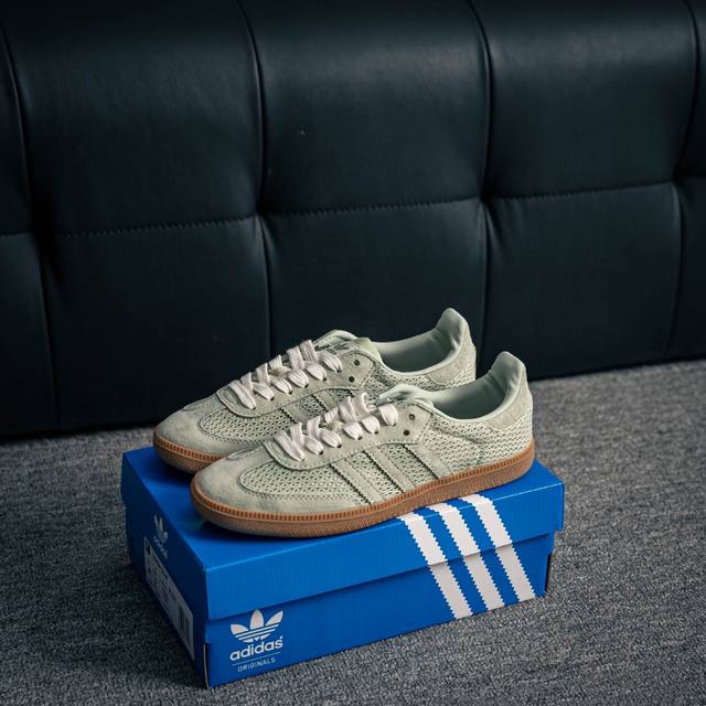 核心私 Adidas Samba Og 桑巴舞街头系列德训运动板鞋 采用固色翻毛皮组合牛剖革鞋面材质 外置正确3层组合围条加厚烟胶橡胶大底 货号：Kk3529