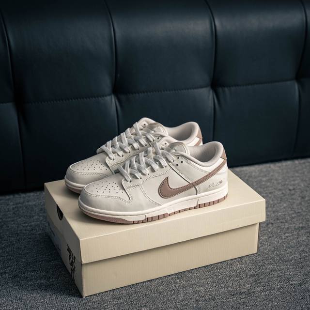 核心私 Nike Dunk 全套原楦原模倾力打造完美版型 独家原厂航空铝磨具打磨大底 鞋头坡度极致还原 无解鞋型 原盒原配 圈内天花板工艺 原厂冲刀 超高清洁度