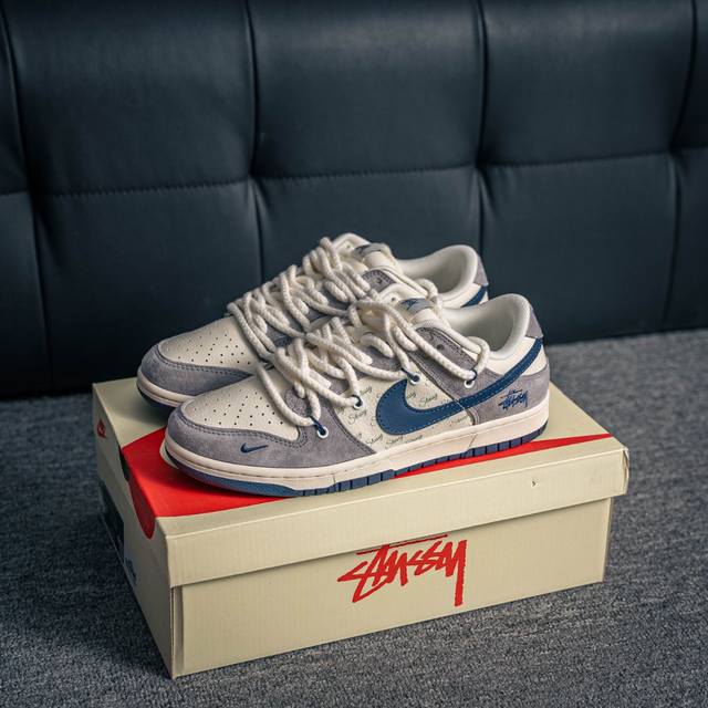 核心私 Nike Dunk 全套原楦原模倾力打造完美版型 独家原厂航空铝磨具打磨大底 鞋头坡度极致还原 无解鞋型 原盒原配 圈内天花板工艺 原厂冲刀 超高清洁度