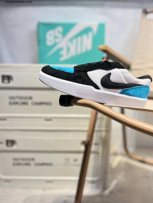 耐克Nike Sb Force 58 运动滑板鞋。这是一款将前沿创新带入街头的单品，它具有硫化杯底，具有出色的耐用性和灵活性。使用柔软皮革和帆布拼接，在饰面上放