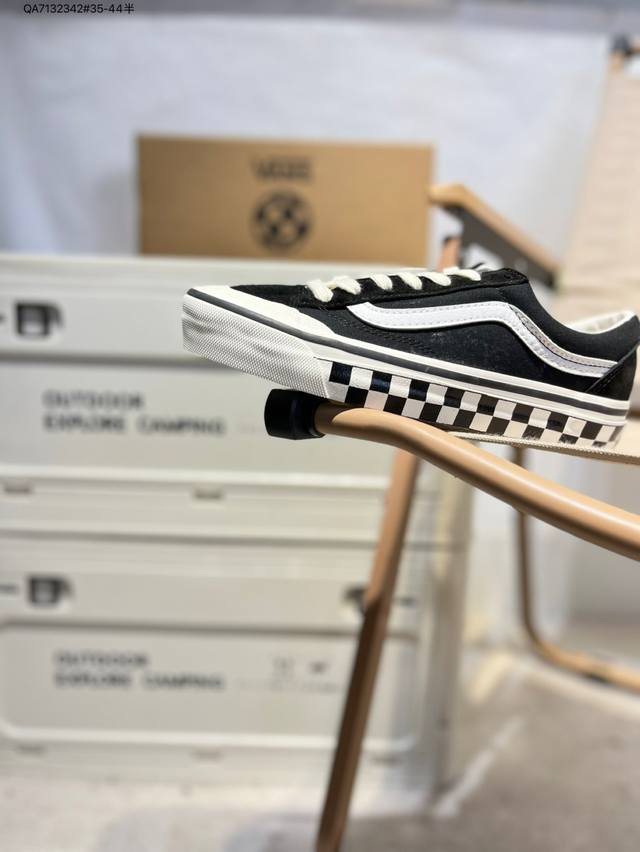 Vanssk8-Low万斯范斯官方 经典复古休闲运动板鞋，高端支线原始硫化工艺，艺术来源于生活成为了Vans美学的个性潮流标志，代表着光和希望，让你变得更加明亮