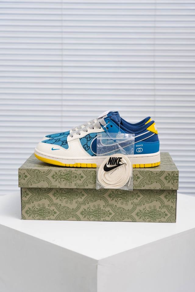 核心私 Nike Dunk 全套原楦原模倾力打造完美版型 独家原厂航空铝磨具打磨大底 鞋头坡度极致还原 无解鞋型 原盒原配 圈内天花板工艺 原厂冲刀 超高清洁度