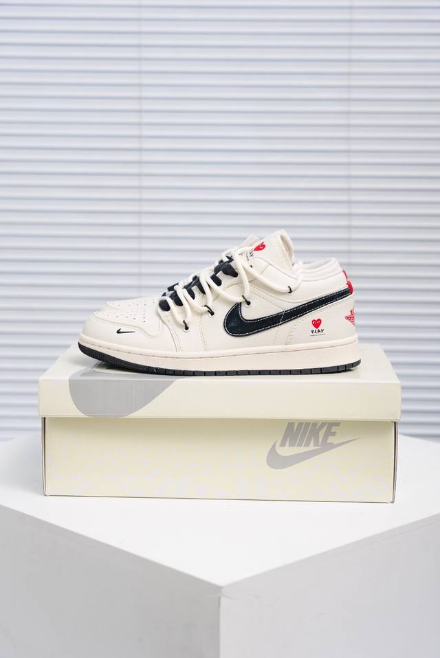 核心私 Air Jordan 1 乔丹篮球鞋男女运动鞋潮流板鞋 货号：Sj9950 014 尺码：36 37 37.5 38 38.5 39 40 40.5 4