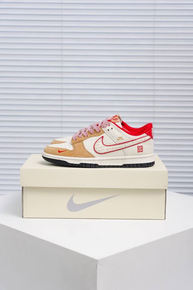 核心私 Nike Dunk 全套原楦原模倾力打造完美版型 独家原厂航空铝磨具打磨大底 鞋头坡度极致还原 无解鞋型 原盒原配 圈内天花板工艺 原厂冲刀 超高清洁度