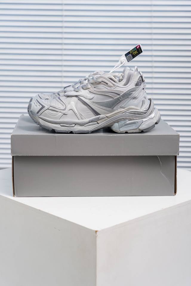核心私 高奢品牌-Balenciaga 巴黎世家 Runner 2 巴黎手工做旧款 慢跑系列低帮复古野跑潮流姥爹风百搭休闲运动慢跑鞋 官方原配套鞋盒 防尘纸配套