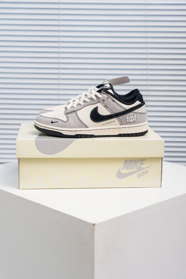 核心私 Nike Dunk 全套原楦原模倾力打造完美版型 独家原厂航空铝磨具打磨大底 鞋头坡度极致还原 无解鞋型 原盒原配 圈内天花板工艺 原厂冲刀 超高清洁度