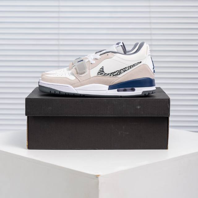 核心私 Nike Air Jordan Legacy 312 Low 乔丹 Aj 312 最强三合一混合版 有着交错结合的设计，它的名字就展现出它所包含的鞋款元