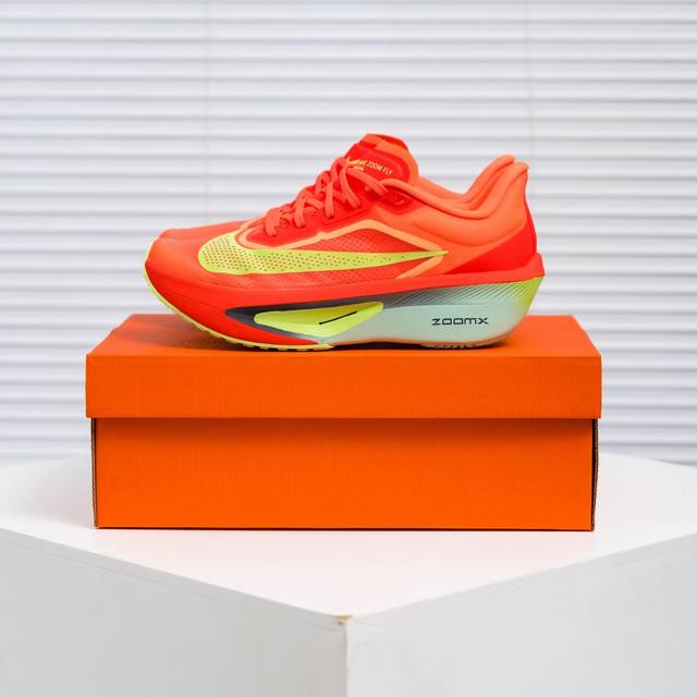 核心私 Nike Zoom Fly 6 马拉松超轻跑鞋 货号：Fn8454 601 尺码：36 36.5 37.5 38 38.5 39 40 40.5 41