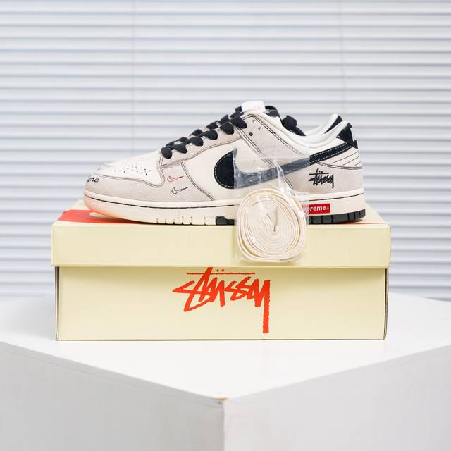 核心私 Nike Dunk 全套原楦原模倾力打造完美版型 独家原厂航空铝磨具打磨大底 鞋头坡度极致还原 无解鞋型 原盒原配 圈内天花板工艺 原厂冲刀 超高清洁度