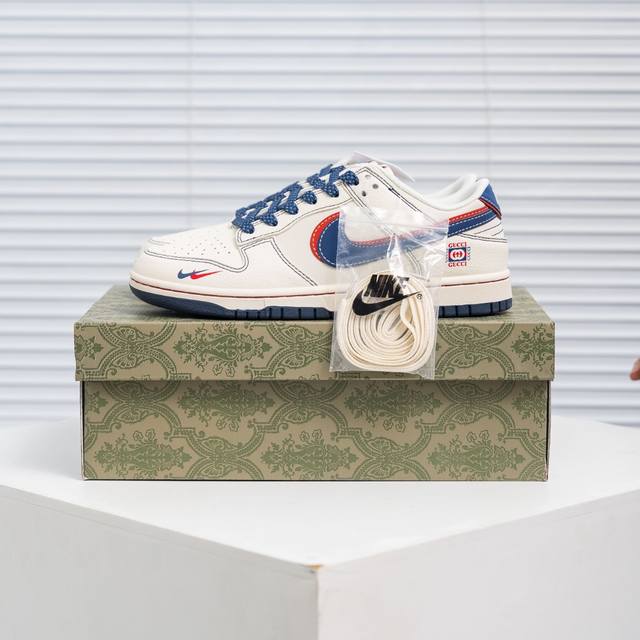 核心私 Nike Dunk 全套原楦原模倾力打造完美版型 独家原厂航空铝磨具打磨大底 鞋头坡度极致还原 无解鞋型 原盒原配 圈内天花板工艺 原厂冲刀 超高清洁度