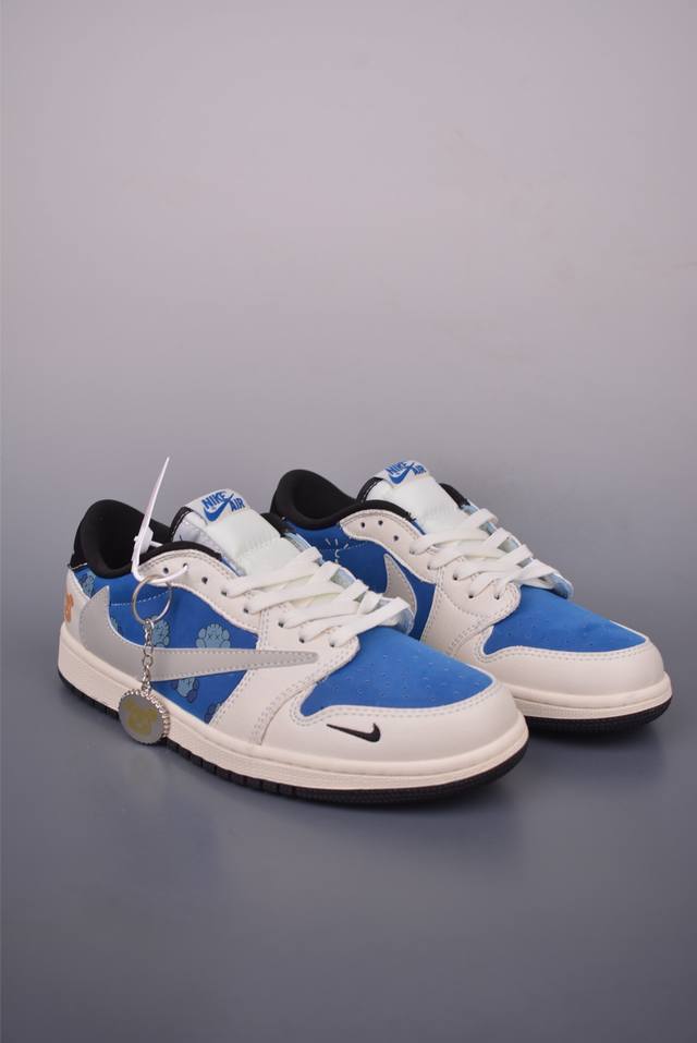 Fragment X Travis Scott X 暴力熊 Air Jordan 1 Low 三方联名倒钩 全新的三方联名低帮倒钩鞋面延续了黑脚趾设计，整双鞋以