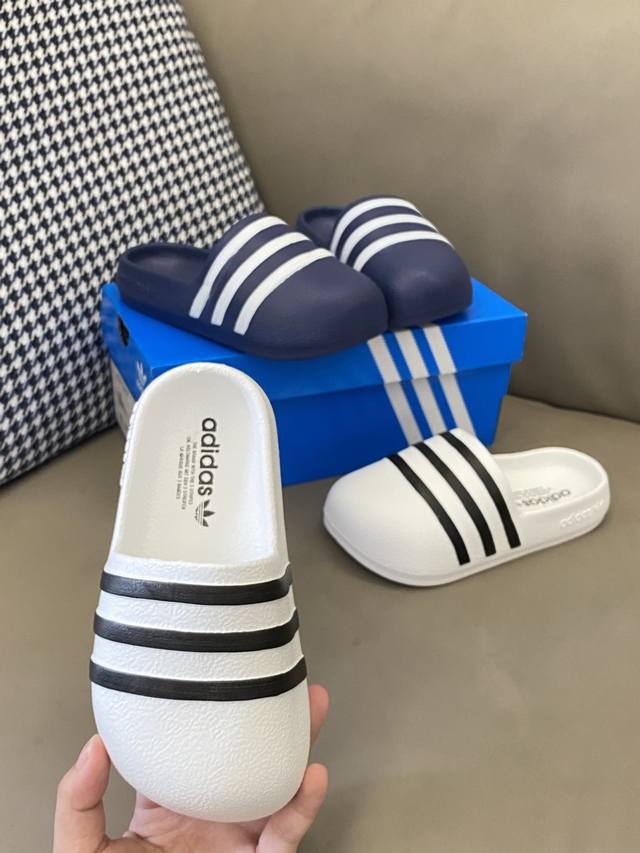 原图直出 Ad的设计师真的好会设计好可爱好喜欢包头设计防撞防踢保护宝贝脚趾鞋底防滑耐磨这款拖鞋既能溯溪踩水还不会发臭颜值也杠杠的~
