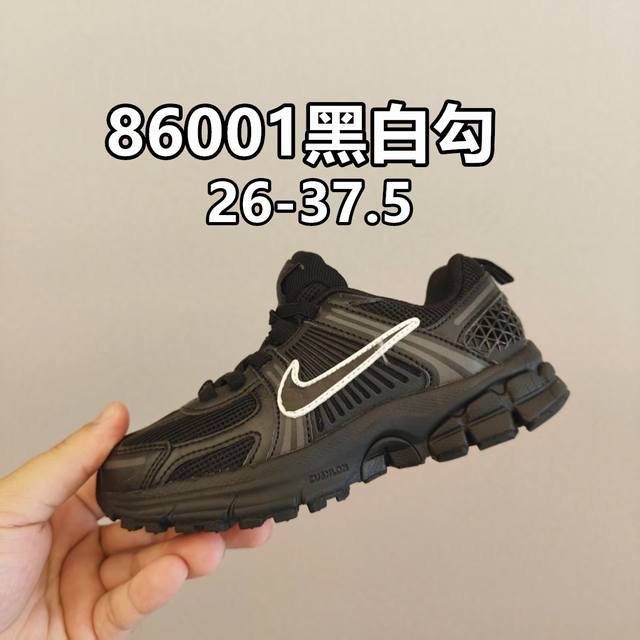 Nk V5透气跑步休闲运动鞋 兔系带 Size：26-37.5码 松紧带 经典跑步休闲运动鞋鞋，运动跑步休闲都不耽误的学生时代必备 低帮松紧带设计，穿脱方便 橡