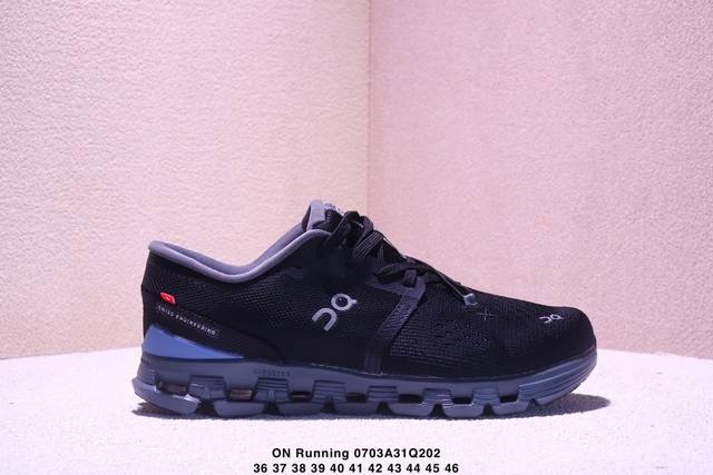 简介：公司级昂跑On Running Cloud X 4克劳德X系列低帮轻量舒适多功能休闲运动鞋 采用工程飞织网布组合再生聚酯纤维鞋面材质搭载独家隐藏速度中板