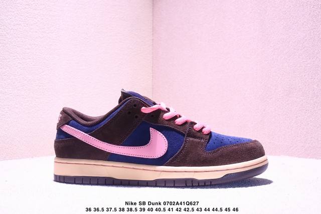 耐克Nike Sb Dunk Low Sb 系列扣篮系列复古低帮休闲运动滑板板鞋。采用脚感柔软舒适Zoomair气垫，有效吸 收滑板等极限运动在落地时带来的冲击