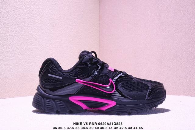 Nk V5 Rnr 舒适百搭防滑耐磨低帮跑步鞋 舒适有型适合日常穿着 该鞋款延续千禧年经典设计搭载泡绵中底 厚实而轻盈匠心细节巧搭立体耐克勾标志焕新演绎复古跑鞋