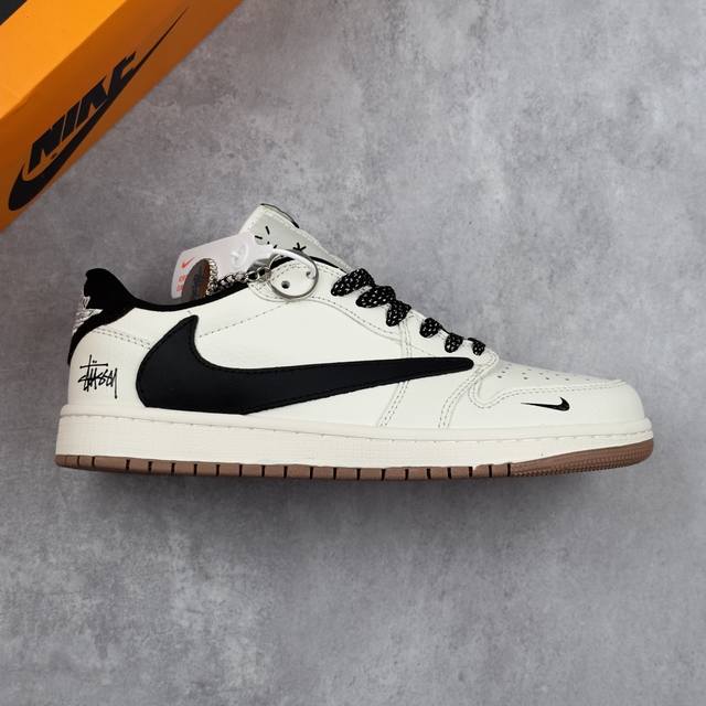 本地 核心私 Travis Scott X Nike Air Jordan 1 Low X Stussy 联名 反转白黑小勾满天星倒钩 低帮休闲运动板鞋 全鞋采