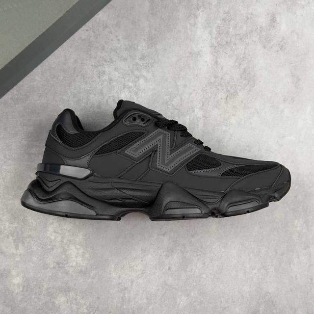 本地 核心私 New Balance Nb 9060潮流复古减震防滑耐磨低帮 运动休闲鞋 男女同款浅灰色鞋身设计采用复古拼接鞋面。，复古兼具匠心，细节彰显品质。