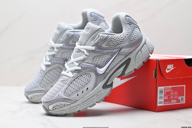 真标Nike V5 Rnr 耐克 舒适百搭防滑耐磨 低帮休闲鞋 货号:Ih1980-140 尺码:36 36.5 37.5 38 38.5 39 40 40.5
