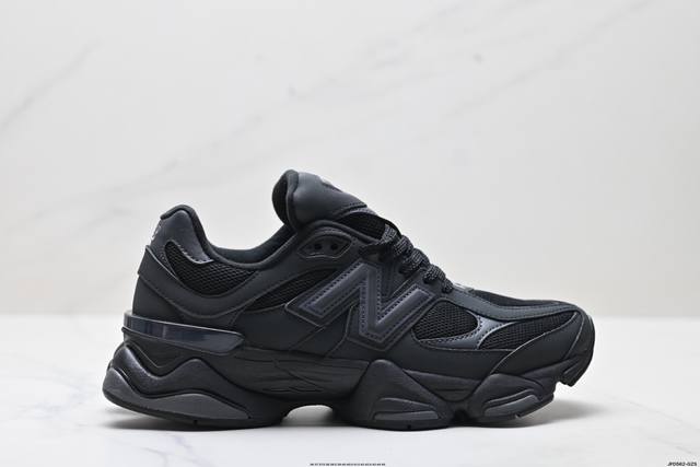 公司级New Balance 公司级版本 Nb9060 联名款 复古休闲运动慢跑鞋 鞋款灵感源自设计师本人对夏日的怀日回忆。鞋面大身由空间双格及磨砂鞋面拼接而生