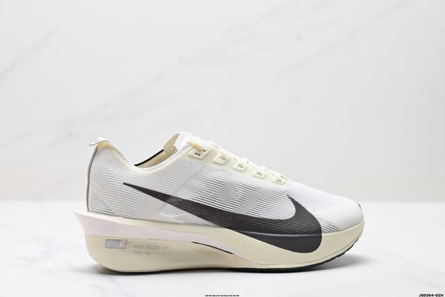 公司级Nike Zoomx Vaporfly Next% 4耐克 轻量化 网面透气运动鞋 这款新一代最强跑鞋在鞋面和鞋底都进行了全方位升级鞋面使用了全新 Vap