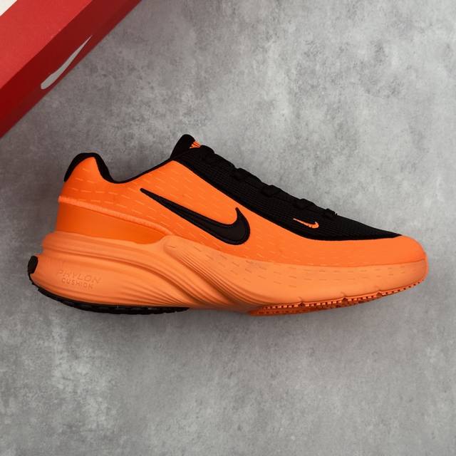 本地 核心的 耐克 W Nike Uplift Sc 舒适减震防滑 低帮跑步鞋 全掌Reactx泡绵中底 前掌和后跟还配备了Air Zoom气垫单元 据说跑起来