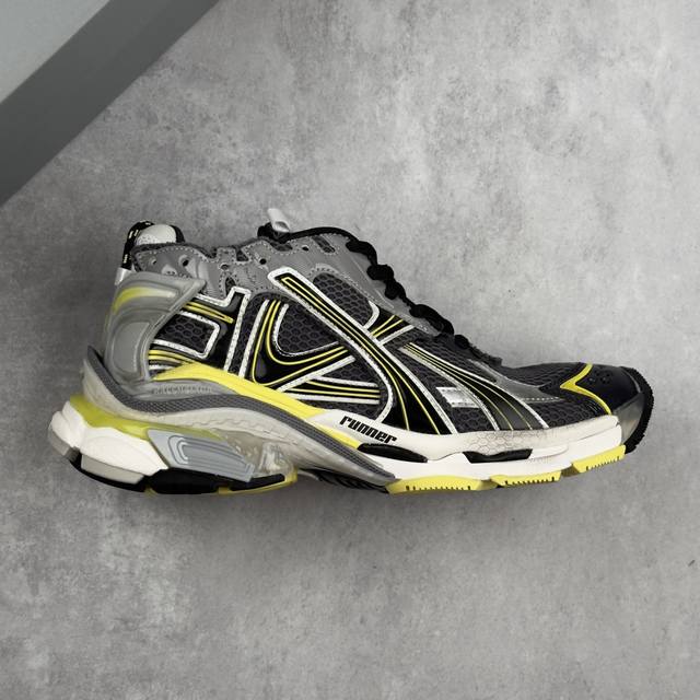 本地 核心私 I8版 巴黎世家Balenciaga Runner Sneaker”慢跑系列 7.5代 低帮复古野跑潮流姥爹风百搭休闲运动慢跑鞋 男女鞋原版一致配