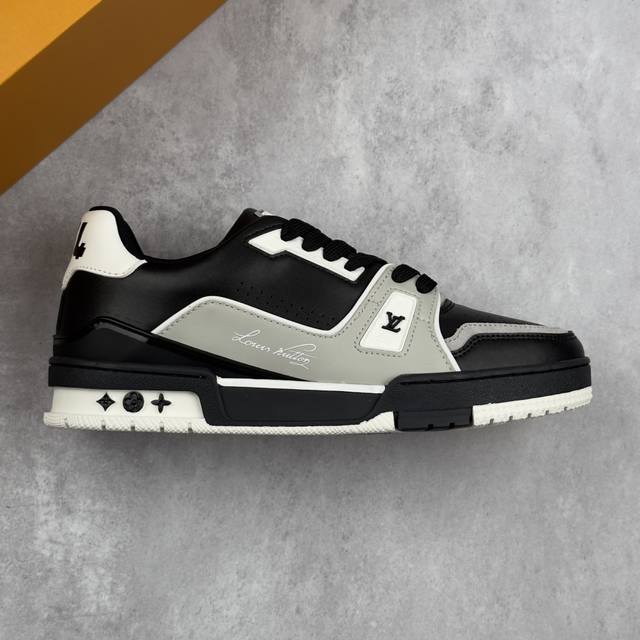 本地 核心私 性价比版 Lv路易威登Louis Vuitton Trainer Sneaker Low 低帮复古休闲运动文化百搭篮球板鞋 男女鞋采用移膜纤维牛剖