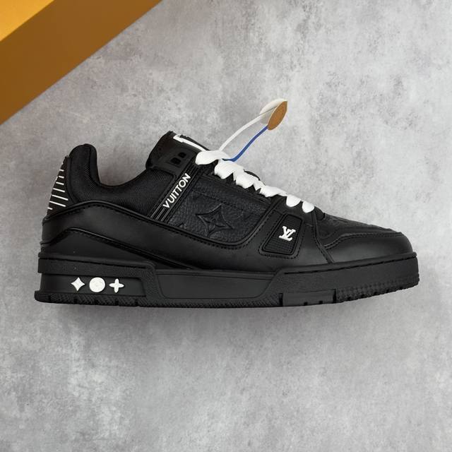 本地 核心私 性价比版 Lv路易威登Louis Vuitton Trainer Sneaker Low 低帮复古休闲运动文化百搭篮球板鞋 男女鞋采用移膜纤维牛剖
