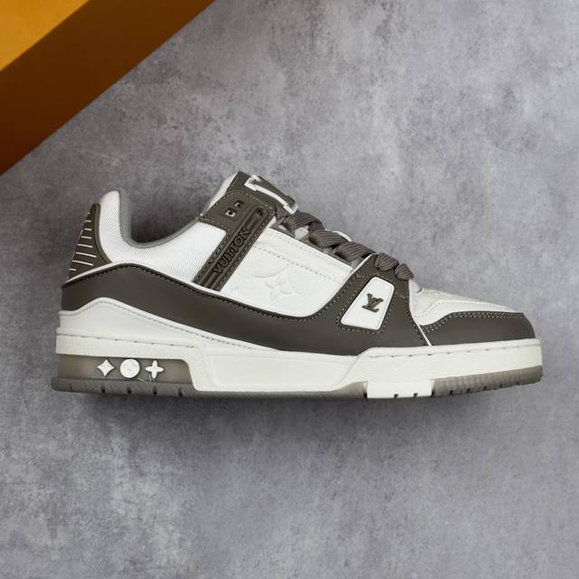 本地 核心私 性价比版 Lv路易威登Louis Vuitton Trainer Sneaker Low 低帮复古休闲运动文化百搭篮球板鞋 男女鞋采用移膜纤维牛剖