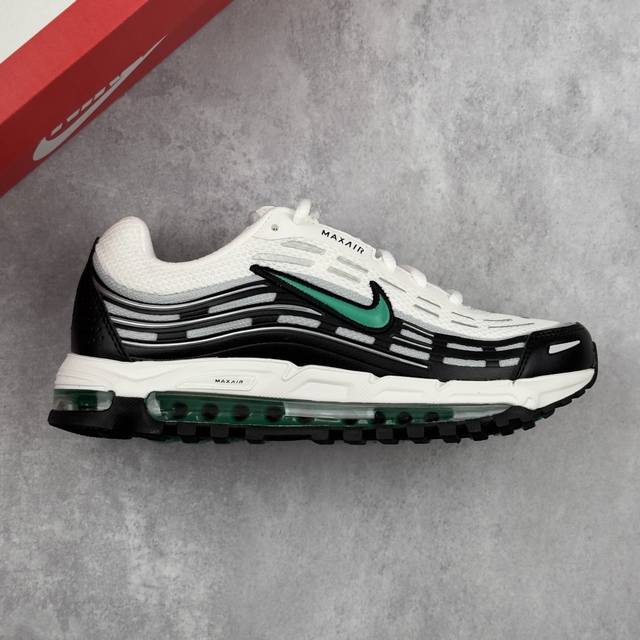 本地 核心私 公司级Nike Air Max Tl 2.5 耐克大气垫 减震 耐磨 休闲跑步鞋 #鞋款采用透气网眼布和皮革材料，确保了穿着的轻盈与耐用。前掌和后