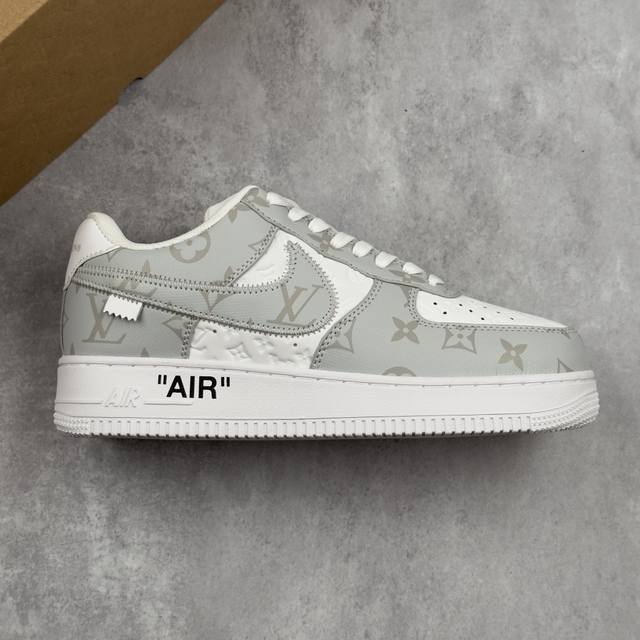 本地 核心私 Nike Air Force 1 '07 Low X Lv Trainer Sneaker 联名 灰白印花钩 空军一号 低帮运动休闲鞋 折边针车