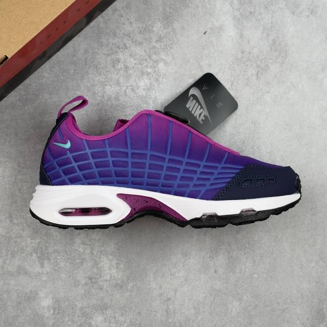 本地 核心私 耐克W Nike Air Max Sndr 森德系列低帮气垫百搭增高休闲运动慢跑鞋 #采用牛巴革组合弹力布鞋面材料#中底高弹Md缓震组合开窗式Ai