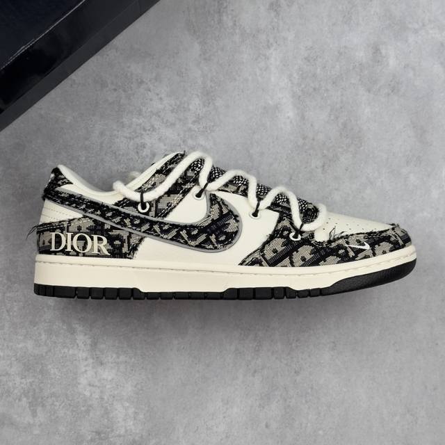 本地 核心私 Nk Sb Dunk Low 迪奥联名-绑带织布勾 周年高端定制 低帮休闲板鞋 #定制鞋盒 大厂纯原品质出货 超高清洁度 皮料切割干净无任何毛边