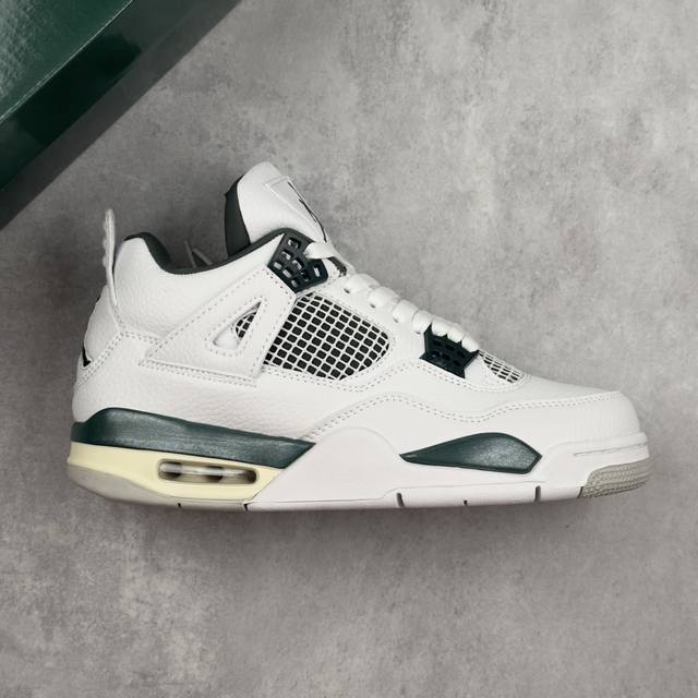 本地 核心私 Air Jordan 4 Retro Oxidized Green 氧化绿 Aj4 乔丹4代 乔丹篮球鞋系列 鞋身整体以白色皮革为主色调，辅以翡翠