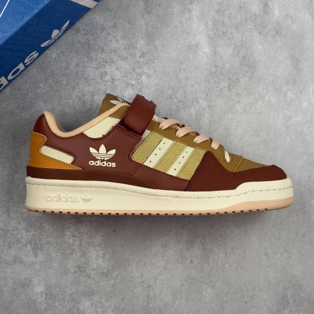 本地 核心私 公司级阿迪达斯 Adidas Forum 84 Low 低帮百搭潮流休闲运动板鞋 以复古篮球鞋的外形为基础 采用皮革拼接简约百搭 更加贴合舒适 中
