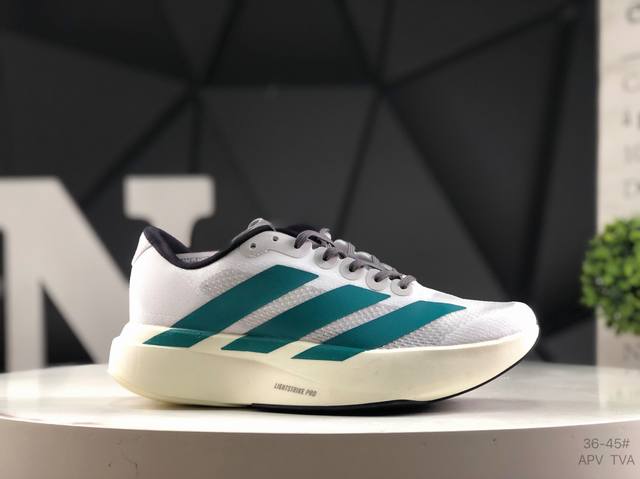 阿迪达斯 Ad Adizero Evo Sl M 阿迪超轻透气缓震跑鞋 以令人难以置信的138克重量，刷新了跑鞋轻量化的记录，阿迪在材料科学和工艺技术上的深厚积