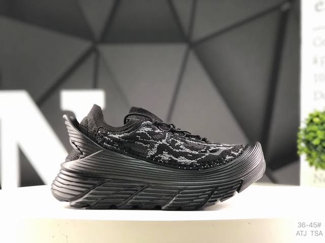 Hoka One One Restore Tc Chukka 舒适 织物减震防滑透气低帮 休闲跑步鞋 货号:1134532 Bblc 尺码：36-45 半 At