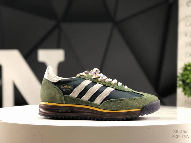 阿迪达斯 Adidas Originals Sl 72 Rs Jp12240 阿迪经典复古慢跑鞋 #鞋款采用舒爽尼龙鞋面、绒面革饰面和皮革细节等设计。与此同时，