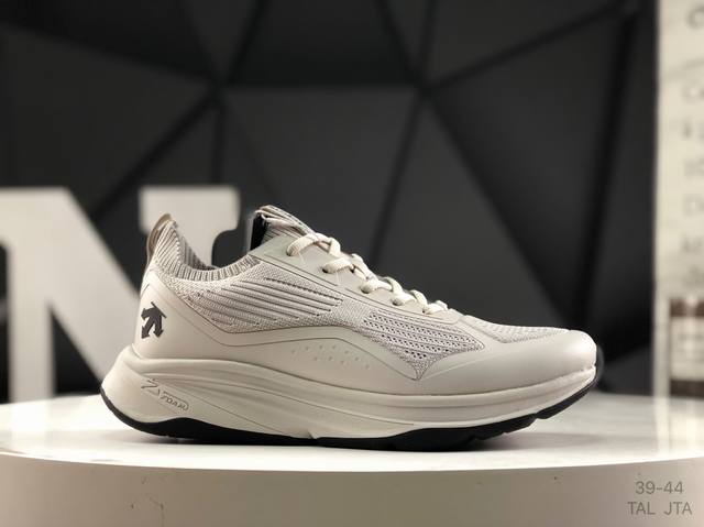 Descente 迪桑特 Chron系列男女同款Chron复古运动休闲鞋帆布鞋 货号:D4131Rrn05 尺码：如图所示 Tal Jta
