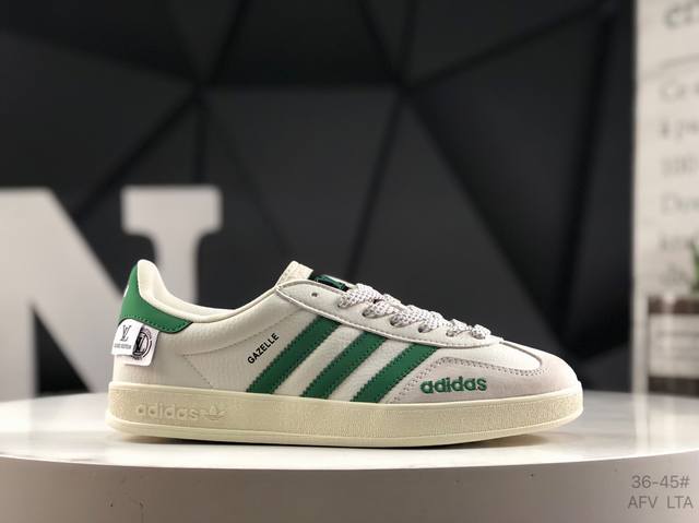 阿迪达斯 Adidas Samba Og 德训鞋 高端定制桑巴系列 大厂纯原品质出货 超高清洁度 细节完美 舒适百搭 低帮休闲板鞋 男女同款 货号：Xd6188