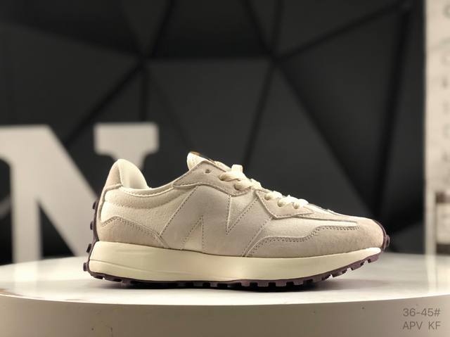 真标New Balance Ms327 复古休闲运动慢跑鞋 以更纯粹的复古风格设计打造的全新造型 侧身还以解构设计 将 N 字标志以做旧压花样式呈现 官方货号: