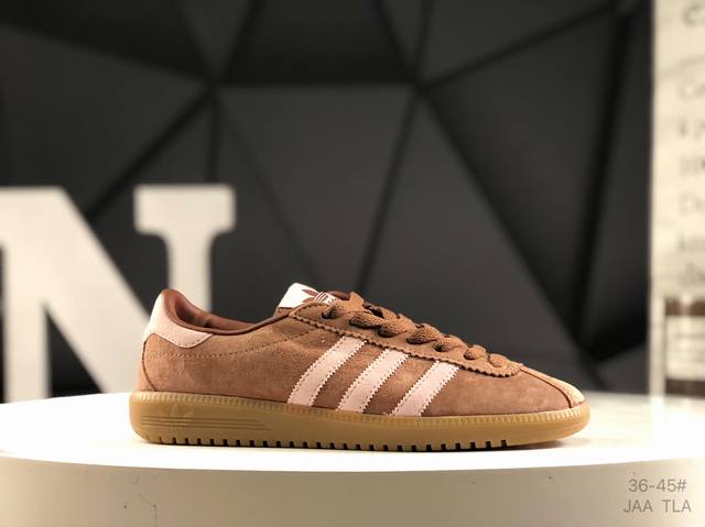 阿迪达斯 三叶草 Adidas Bermuda 猪巴革复古百搭休闲板鞋 货号：Jh9088 尺码：如图所示 Jaa Tla