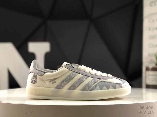公司级带半码 阿迪达斯 Adidas Samba Og 经典鞋款 Adidas 近70年的经典Samba Og 修长的鞋楦,略微尖尖的鞋头,翻毛皮的鞋头拼接,这