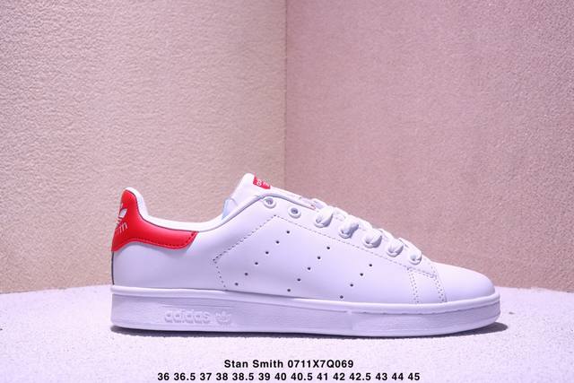 阿迪达斯Ad Originals Stan Smith 史密斯 全黑 复古时尚舒适运动休闲板鞋 原楦原纸板开发 全鞋头层皮料打造 区别市面普通真标版本 鞋身侧面