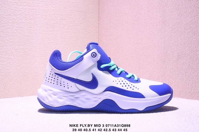 公司级Nike Fly.By Mid 3男户外运动缓震耐磨耐磨篮球鞋 前掌Zoom Air气垫+全掌Phylon泡棉组合，适合爆发型后卫，但后掌缓震极限较低 人