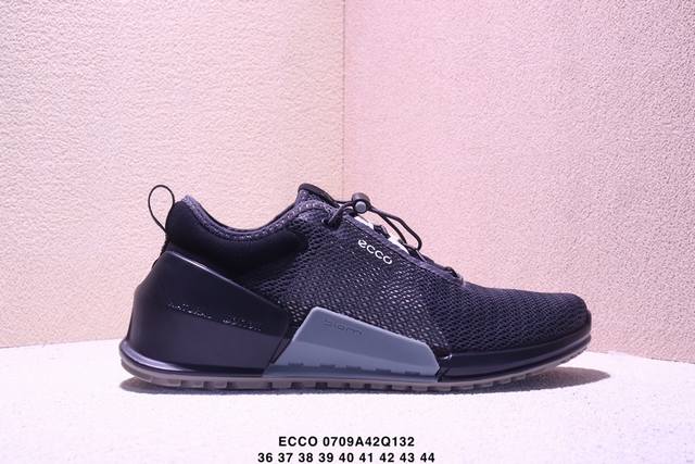 公司级Ecco爱步 Golf S-Three 拼接鞋面 网面透气 轻便 城市休闲健步鞋 Xm0709Q132