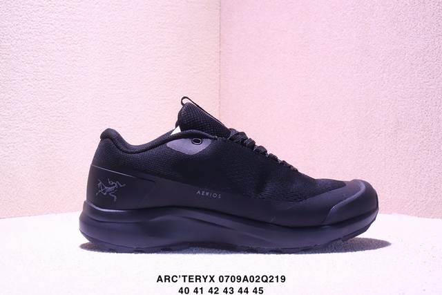 始祖鸟 Arc’Teryx Aerios Gxt登山靴 防水加强版男士系列加强版户外防水帮登山鞋徒步鞋 Arc Teryx 始祖鸟 始创于1989年的加拿大，其